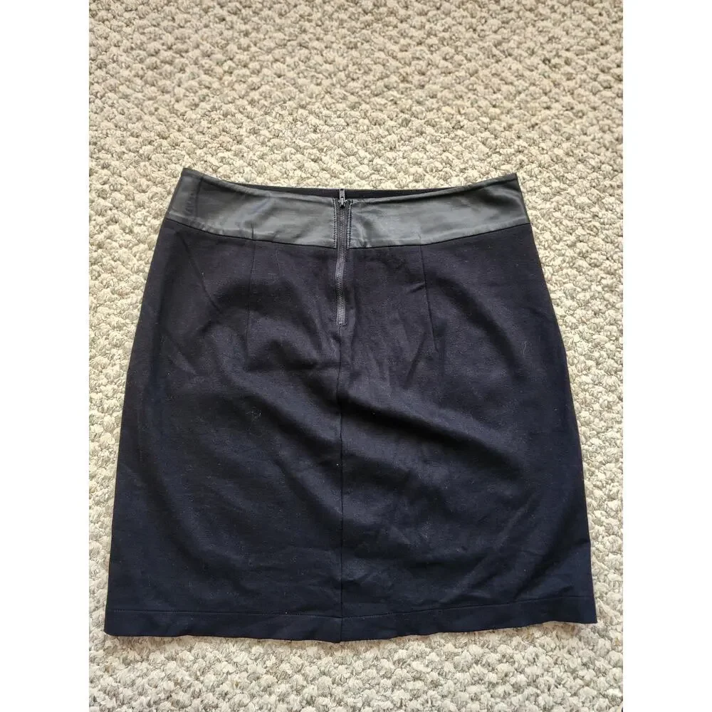 CAbi Womens Size 8 Straight-Pencil Black Skirt